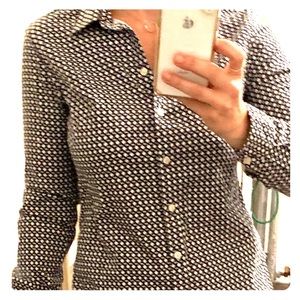 Set of two Banana Republic wrinkle free shirts